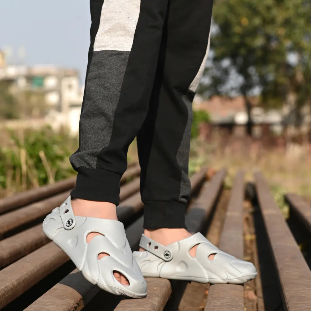 Vellinto CLOUD Men Clogs Sandal II Trendy Lightweight EVA Sandals For Men