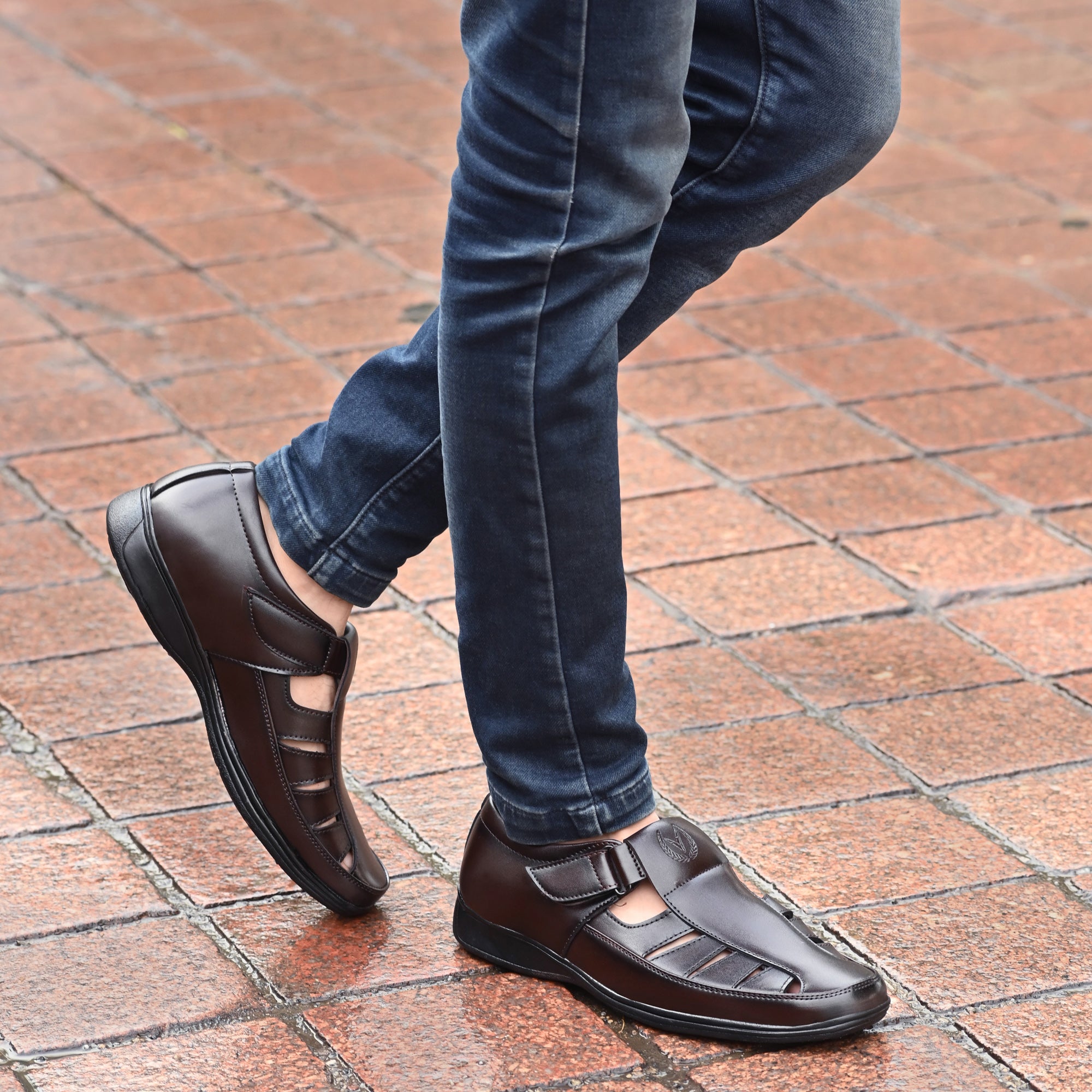 Vellinto  Men Sandal