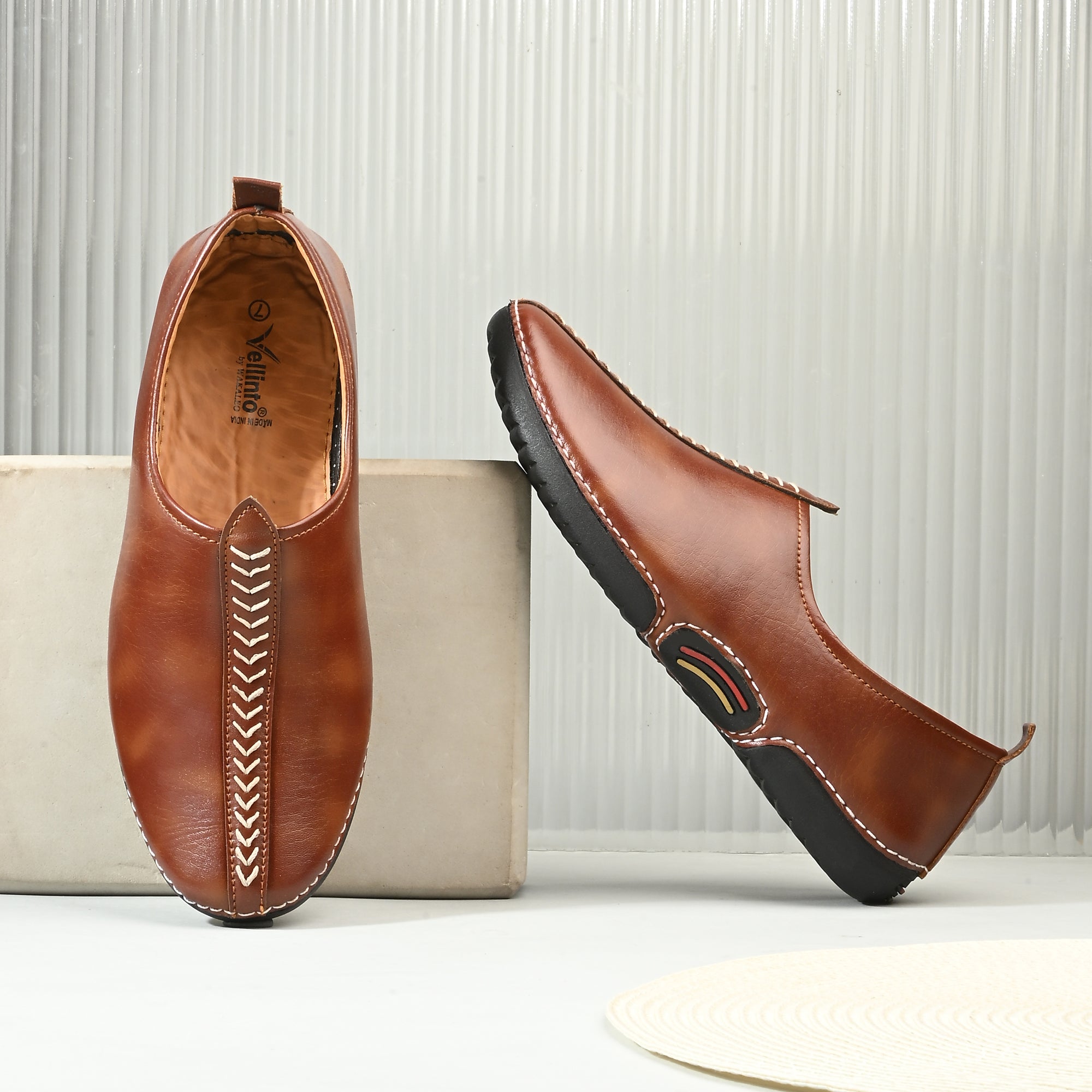 Vellinto Cool Vellinto VEERANG Rajasthani Jutis/ Mojaris/ Nagra For Men Corporate Casuals For Men