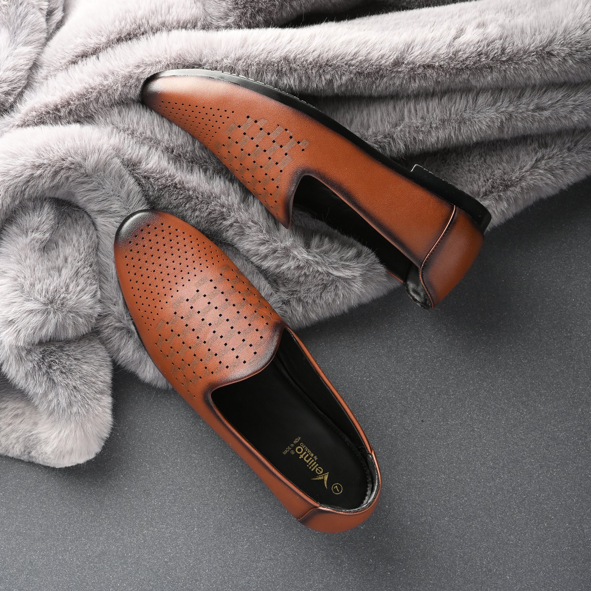 Cool MEWAR Rajasthani Jutis For Men Mojaris For Men Nagra For Men