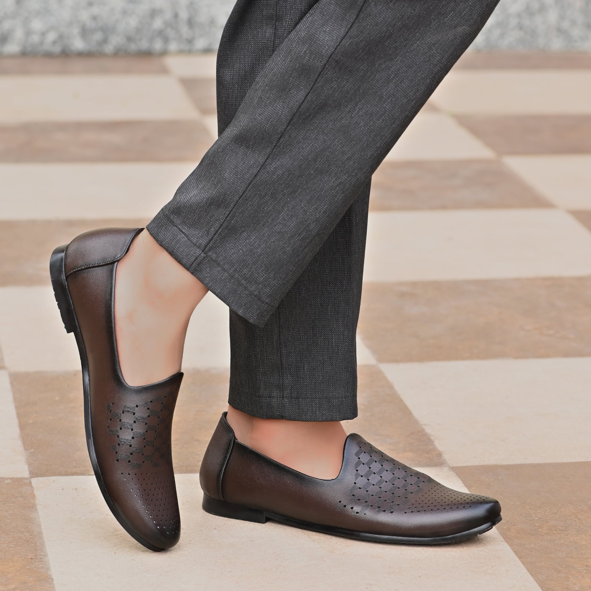 Cool MEWAR Rajasthani Jutis For Men Mojaris For Men Nagra For Men